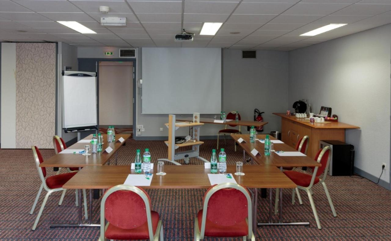 Holiday Inn Clermont Ferrand Centre By Ihg Buitenkant foto